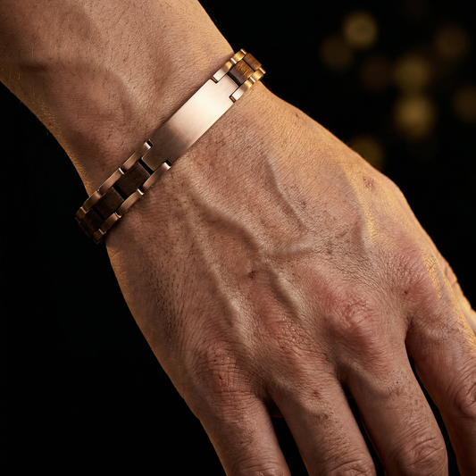 Męska bransoletka “GOLDEN WOOD” z drewna Walnut i stali — elegancja, minimalizm i luksusowy styl